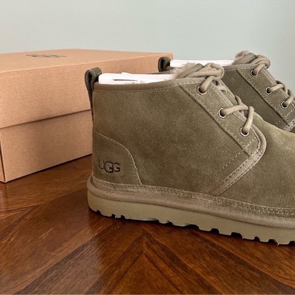 UGG Women’s Neumel Suede Chukka Boots in Burnt Olive - Picture 3 of 8